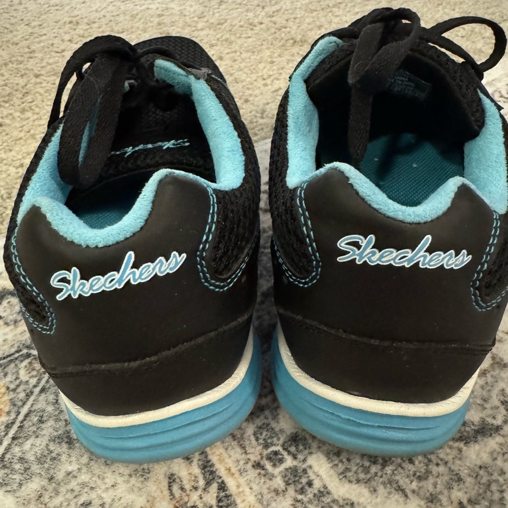 Skechers Black and Teal Dance Zumba Shoes - Picture 2 of 6